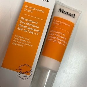 NEW Murad  Essential C Day Moisture